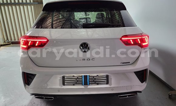 Nunua Ilio tumika Volkswagen Tiguan Nyeupe Gari ndani ya Lusaka nchini Zambia Nunua Ilio tumika Volkswagen Tiguan Nyeupe Gari ndani ya Lusaka nchini Zambia