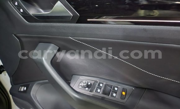 Nunua Ilio tumika Volkswagen Tiguan Nyeupe Gari ndani ya Lusaka nchini Zambia Nunua Ilio tumika Volkswagen Tiguan Nyeupe Gari ndani ya Lusaka nchini Zambia