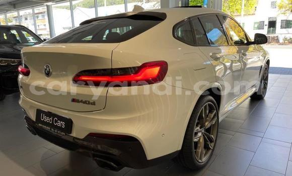 Acheter Occasion Voiture BMW X4 Blanc à Lusaka, Zambie Acheter Occasion Voiture BMW X4 Blanc à Lusaka, Zambie