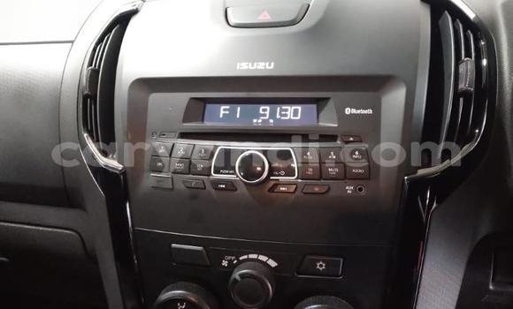 Buy Used Isuzu D–MAX Red Car in Lusaka in Zambia Buy Used Isuzu D–MAX Red Car in Lusaka in Zambia