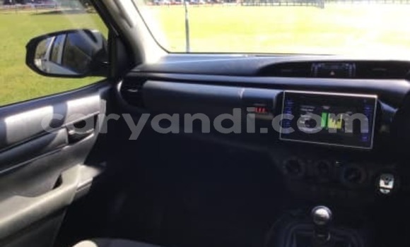 Buy Used Toyota Hilux White Car in Lusaka in Zambia Buy Used Toyota Hilux White Car in Lusaka in Zambia