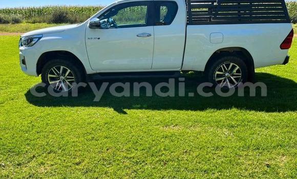 Tenga Tsaru Toyota Hilux Chena Mota in Lusaka in Zambia Tenga Tsaru Toyota Hilux Chena Mota in Lusaka in Zambia