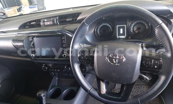 Buy Used Toyota Hilux White Car in Lusaka in Zambia Buy Used Toyota Hilux White Car in Lusaka in Zambia