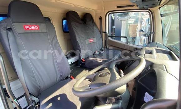 Tenga Tsaru Mercedes–Benz Tipper Chena Rori in Chilanga in Lusaka Tenga Tsaru Mercedes–Benz Tipper Chena Rori in Chilanga in Lusaka