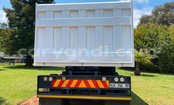 Buy Used Mercedes–Benz Tipper White Truck in Chilanga in Lusaka Buy Used Mercedes–Benz Tipper White Truck in Chilanga in Lusaka