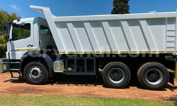 Buy Used Mercedes–Benz Tipper White Truck in Chilanga in Lusaka Buy Used Mercedes–Benz Tipper White Truck in Chilanga in Lusaka