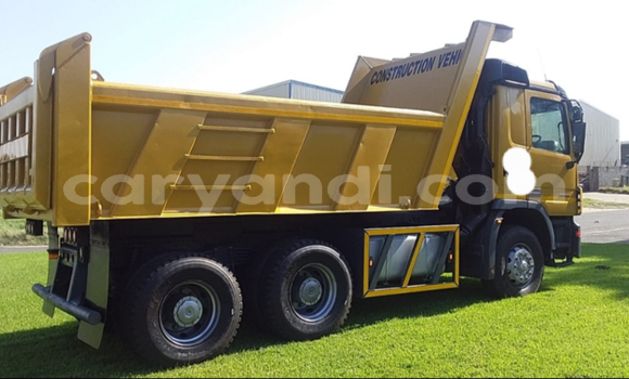 Buy Used Mercedes–Benz Tipper Beige Truck in Chilanga in Lusaka