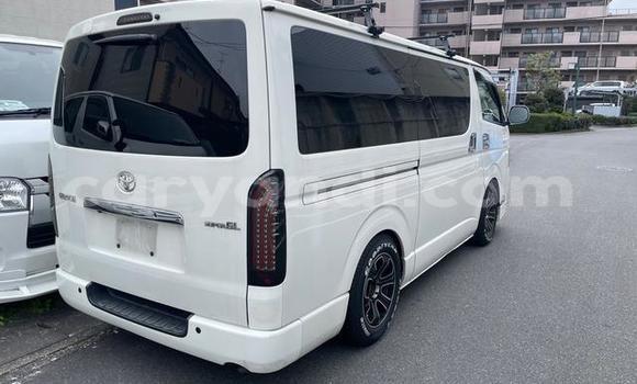 Tenga Tsaru Toyota Hiace Chena Mota in Chilanga in Lusaka Tenga Tsaru Toyota Hiace Chena Mota in Chilanga in Lusaka