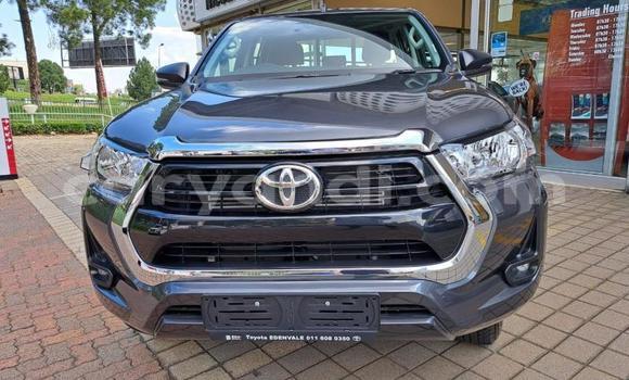 Tenga Tsaru Toyota Hilux Zvimwe Mota in Lusaka in Zambia Tenga Tsaru Toyota Hilux Zvimwe Mota in Lusaka in Zambia