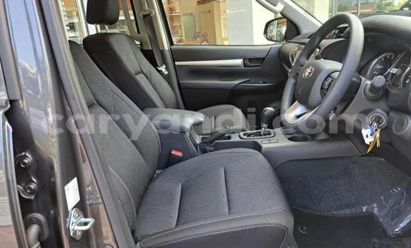 Tenga Tsaru Toyota Hilux Zvimwe Mota in Lusaka in Zambia Tenga Tsaru Toyota Hilux Zvimwe Mota in Lusaka in Zambia