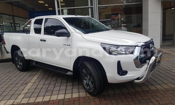 Buy Used Toyota Hilux White Car in Lusaka in Zambia Buy Used Toyota Hilux White Car in Lusaka in Zambia