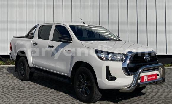 Buy Used Toyota Hilux White Car in Lusaka in Zambia Buy Used Toyota Hilux White Car in Lusaka in Zambia