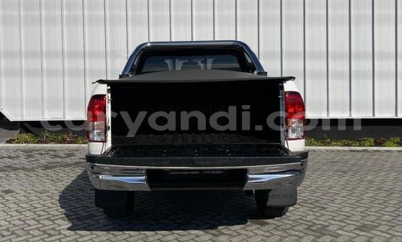 Tenga Tsaru Toyota Hilux Chena Mota in Lusaka in Zambia Tenga Tsaru Toyota Hilux Chena Mota in Lusaka in Zambia