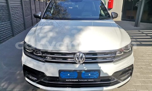 Nunua Ilio tumika Volkswagen Tiguan Nyeupe Gari ndani ya Lusaka nchini Zambia
