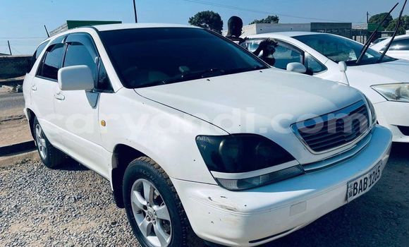 Buy Used Toyota Harrier White Car in Lusaka in Zambia Buy Used Toyota Harrier White Car in Lusaka in Zambia