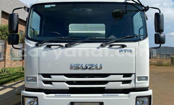 Buy Used Isuzu FTR 850 White Truck in Lusaka in Zambia Buy Used Isuzu FTR 850 White Truck in Lusaka in Zambia