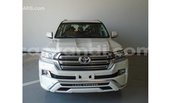 Tenga Imported Toyota Land Cruiser Zvimwe Mota in Import - Dubai in Zambia Tenga Imported Toyota Land Cruiser Zvimwe Mota in Import - Dubai in Zambia