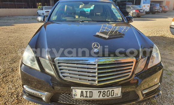 Tenga Tsaru Mercedes-Benz E200 Nhema Mota in Lusaka in Zambia Tenga Tsaru Mercedes-Benz E200 Nhema Mota in Lusaka in Zambia