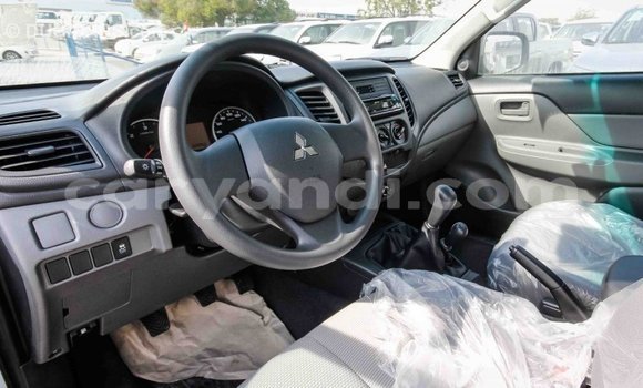 Tenga Imported Mitsubishi L200 Chena Mota in Import - Dubai in Zambia Tenga Imported Mitsubishi L200 Chena Mota in Import - Dubai in Zambia