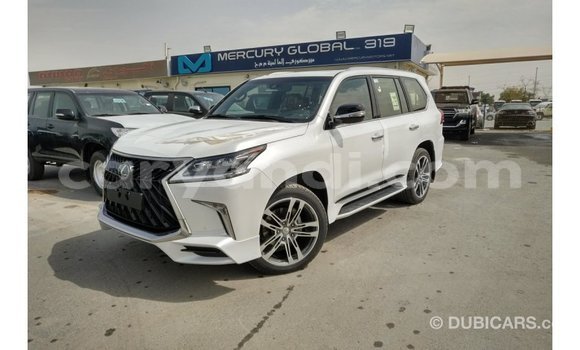 Acheter Import Voiture Lexus LX Blanc à Import - Dubai, Zambie Acheter Import Voiture Lexus LX Blanc à Import - Dubai, Zambie
