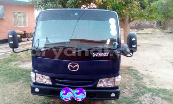 Acheter Occasion Voiture Mazda 3 Bleu à Kabwe, Zambie Acheter Occasion Voiture Mazda 3 Bleu à Kabwe, Zambie