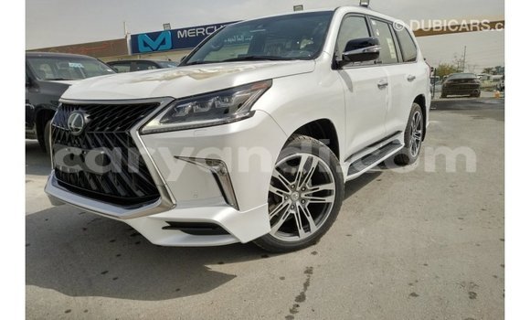 Acheter Import Voiture Lexus LX Blanc à Import - Dubai, Zambie Acheter Import Voiture Lexus LX Blanc à Import - Dubai, Zambie