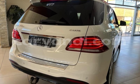 Buy Used Mercedes‒Benz GLE White Car in Chingola in Zambia Buy Used Mercedes‒Benz GLE White Car in Chingola in Zambia