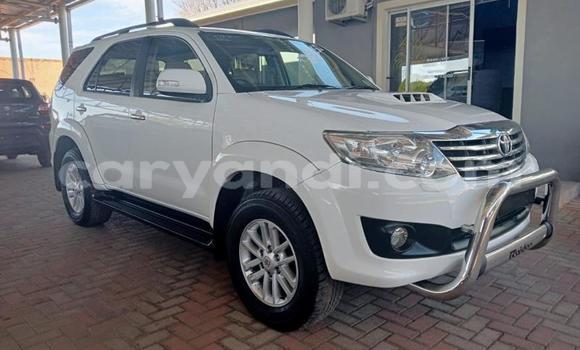 Buy Used Toyota Fortuner White Car in Lusaka in Zambia Buy Used Toyota Fortuner White Car in Lusaka in Zambia