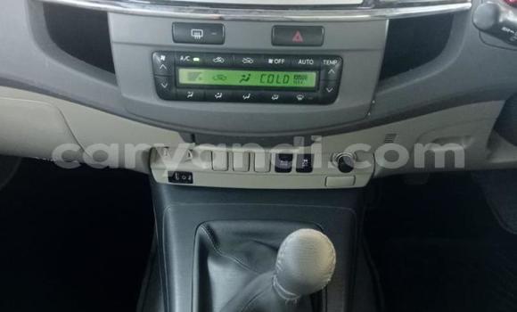 Acheter Occasion Voiture Toyota Fortuner Blanc à Lusaka, Zambie Acheter Occasion Voiture Toyota Fortuner Blanc à Lusaka, Zambie