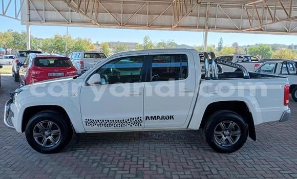 Acheter Occasion Voiture Volkswagen Amarok Blanc à Lusaka, Zambie Acheter Occasion Voiture Volkswagen Amarok Blanc à Lusaka, Zambie