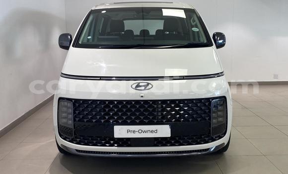 Buy Used Hyundai Starex White Car in Lusaka in Zambia Buy Used Hyundai Starex White Car in Lusaka in Zambia