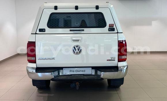 Nunua Ilio tumika Volkswagen Amarok Nyeupe Gari ndani ya Lusaka nchini Zambia Nunua Ilio tumika Volkswagen Amarok Nyeupe Gari ndani ya Lusaka nchini Zambia