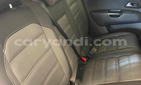 Nunua Ilio tumika Volkswagen Amarok Nyeupe Gari ndani ya Lusaka nchini Zambia Nunua Ilio tumika Volkswagen Amarok Nyeupe Gari ndani ya Lusaka nchini Zambia