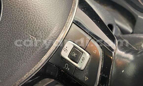 Nunua Ilio tumika Volkswagen Amarok Nyeupe Gari ndani ya Lusaka nchini Zambia Nunua Ilio tumika Volkswagen Amarok Nyeupe Gari ndani ya Lusaka nchini Zambia