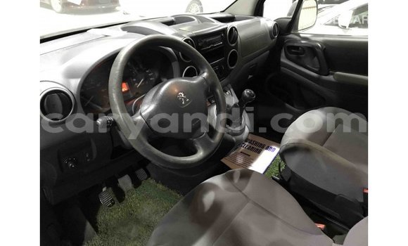 Tenga Imported Peugeot Partner Chena Mota in Import - Dubai in Zambia Tenga Imported Peugeot Partner Chena Mota in Import - Dubai in Zambia