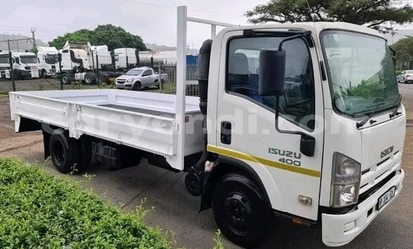 Buy Used Isuzu FTR 850 White Truck in Chingola in Zambia Buy Used Isuzu FTR 850 White Truck in Chingola in Zambia
