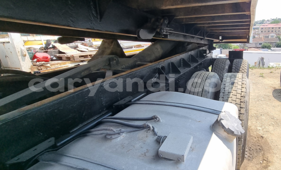 Nunua Ilio tumika Nissan UD Nyeupe Lori ndani ya Chilanga nchini Lusaka Nunua Ilio tumika Nissan UD Nyeupe Lori ndani ya Chilanga nchini Lusaka