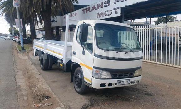 Buy Used Hino Ranger White Truck in Chilanga in Lusaka