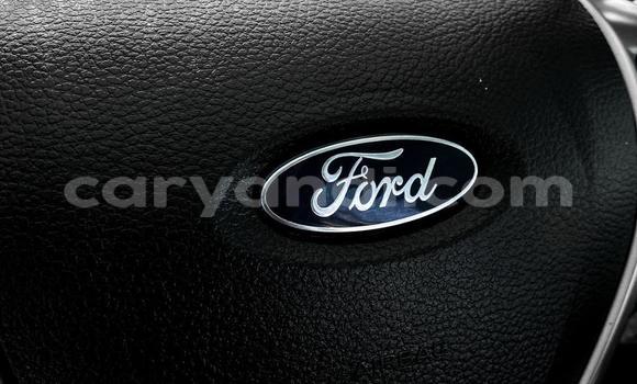 Buy Used Ford Everest White Car in Lusaka in Zambia Buy Used Ford Everest White Car in Lusaka in Zambia