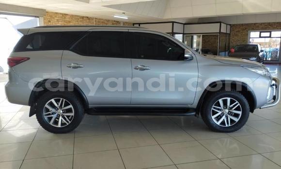 Buy Used Toyota Fortuner Red Car in Lusaka in Zambia Buy Used Toyota Fortuner Red Car in Lusaka in Zambia