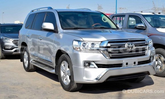 Tenga Imported Toyota Land Cruiser Zvimwe Mota in Import - Dubai in Zambia Tenga Imported Toyota Land Cruiser Zvimwe Mota in Import - Dubai in Zambia