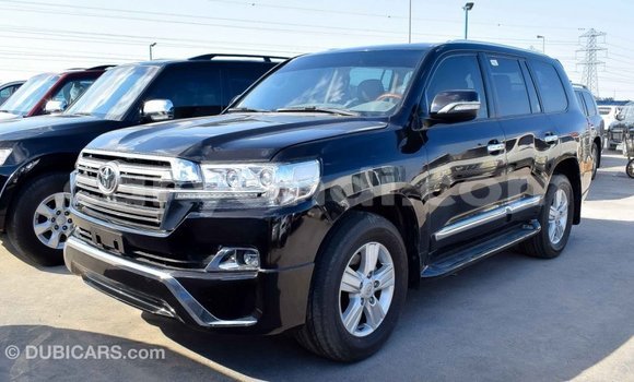 Nunua Imported Toyota Land Cruiser Nyeusi Gari ndani ya Import - Dubai nchini Zambia Nunua Imported Toyota Land Cruiser Nyeusi Gari ndani ya Import - Dubai nchini Zambia