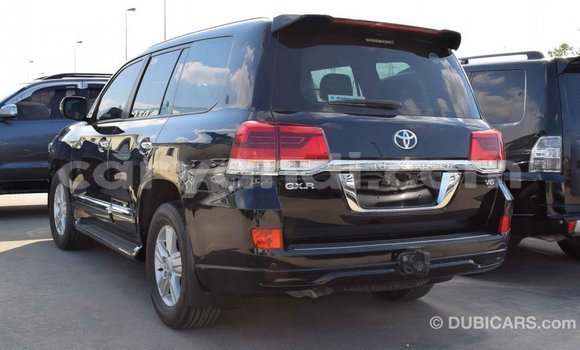 Nunua Imported Toyota Land Cruiser Nyeusi Gari ndani ya Import - Dubai nchini Zambia Nunua Imported Toyota Land Cruiser Nyeusi Gari ndani ya Import - Dubai nchini Zambia