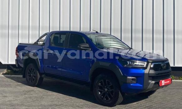 Buy Used Toyota Hilux Blue Car in Lusaka in Zambia