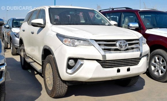 Tenga Imported Toyota Fortuner Chena Mota in Import - Dubai in Zambia Tenga Imported Toyota Fortuner Chena Mota in Import - Dubai in Zambia