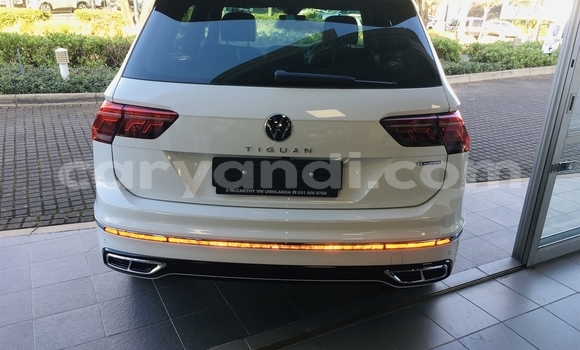 Acheter Occasion Voiture Volkswagen Tiguan Blanc à Lusaka, Zambie Acheter Occasion Voiture Volkswagen Tiguan Blanc à Lusaka, Zambie