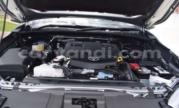 Buy Used Toyota Hilux Silver Car in Lusaka in Zambia Buy Used Toyota Hilux Silver Car in Lusaka in Zambia