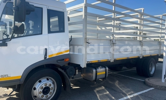 Acheter Occasion Utilitaire Caterpillar 120 Blanc à Lusaka, Zambie Acheter Occasion Utilitaire Caterpillar 120 Blanc à Lusaka, Zambie