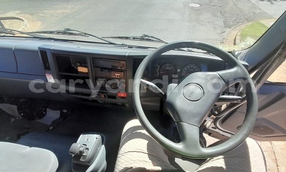 Nunua Ilio tumika Isuzu FTR 850 Nyeupe Lori ndani ya Lusaka nchini Zambia Nunua Ilio tumika Isuzu FTR 850 Nyeupe Lori ndani ya Lusaka nchini Zambia