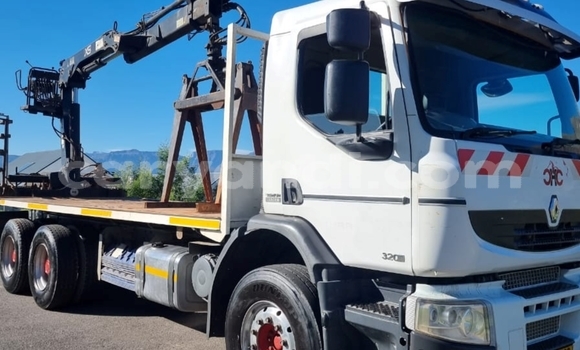 Tenga Tsaru Caterpillar 120 Chena Rori in Lusaka in Zambia Tenga Tsaru Caterpillar 120 Chena Rori in Lusaka in Zambia